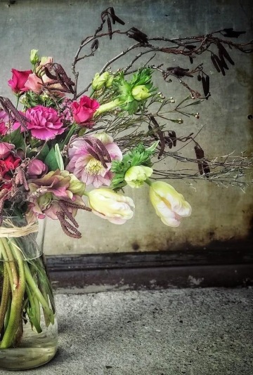 Interiery HK | Jarní květinová dekorace