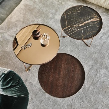 Interiery HK | Elegantní odkládací stolky