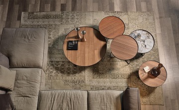 Interiery HK | Elegantní odkládací stolky